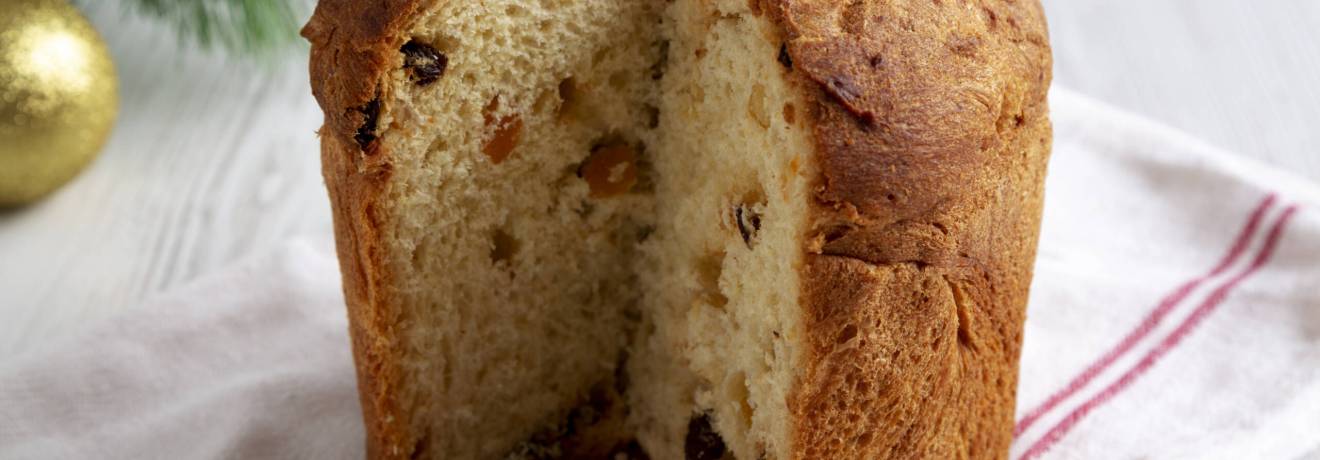 was ist panettone und wo kommt der brauch her scaled was ist panettone und wo kommt der brauch her scaled